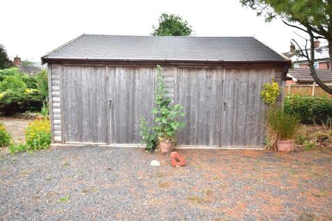 detached double garage