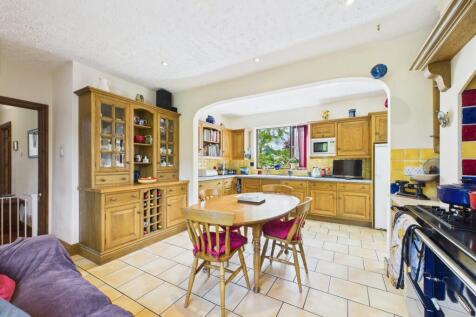 breakfast/kitchen
