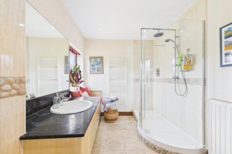 family shower room