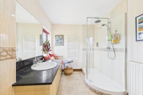 family shower room