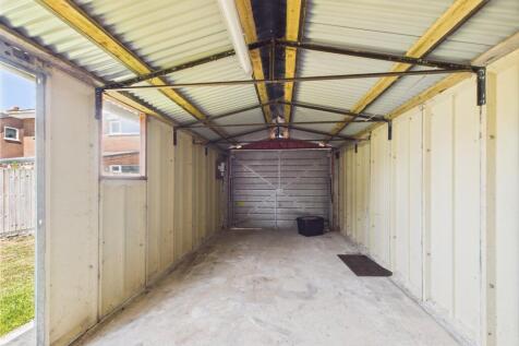 detached garage