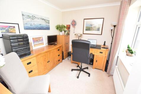 bedroom 4/study