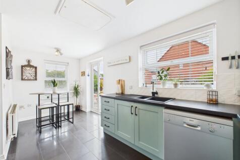 kitchen &amp; breakfast room
