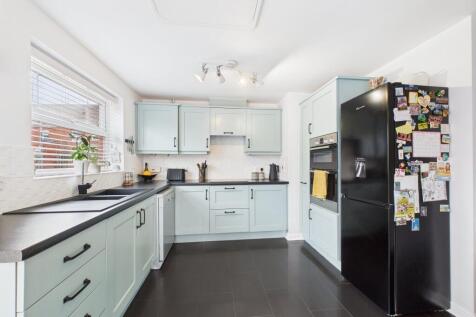 kitchen &amp; breakfast room