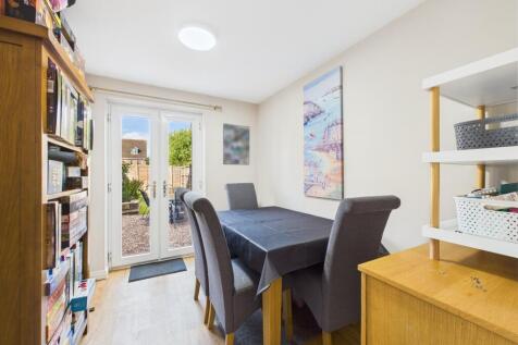 dining room/bedroom four