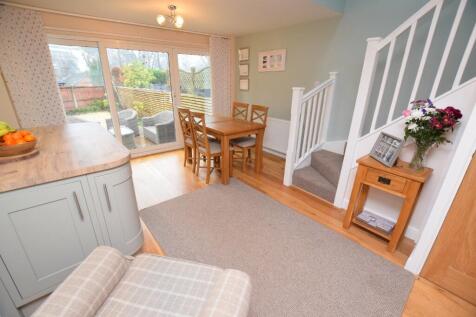 dining/kitchen
