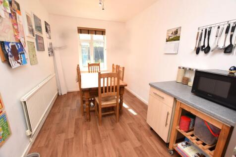 open plan kitchen/diner