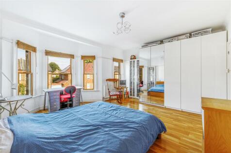 52 Coldershaw Road-13.jpg