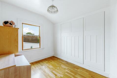 52 Coldershaw Road-18.jpg