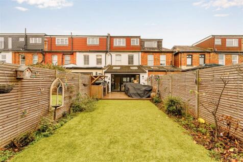 38 Graham Avenue-11.jpg
