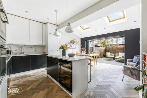 77 Salisbury Road-5.jpg