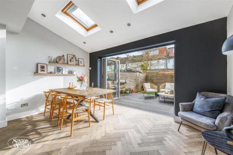 77 Salisbury Road-8.jpg