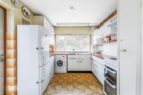 2 Whitehall Road-6.jpg