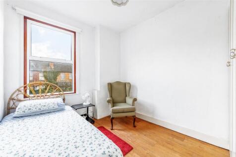 2 Whitehall Road-12.jpg