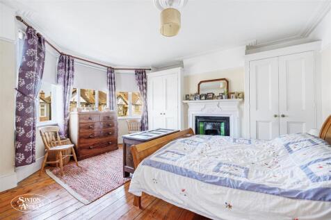 26 Lavington Road-12.jpg