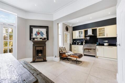 24 Drayton Road-7.jpg
