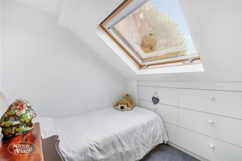 104 Cranmer Avenue-14.jpg