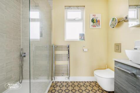 2 Clitherow Road-18.jpg