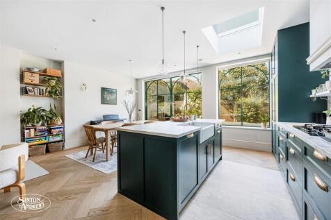 19 Whitehall Road-9.jpg
