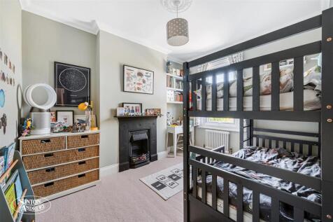 19 Whitehall Road-18.jpg