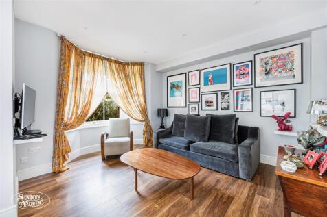 Fat 1, 2 Lyncroft Gardens-3.jpg