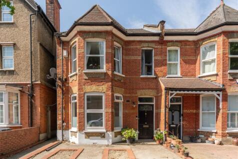 35 St James Avenue.jpg