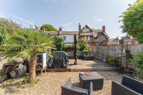 35 S J A Garden 3.jpg