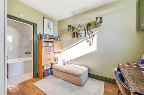 90a Darwin Road-11.jpg