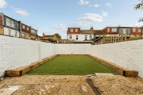 22 Chesham Terrace-11.jpg