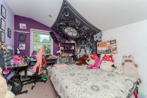 56 St Marks Bed 2.jpg