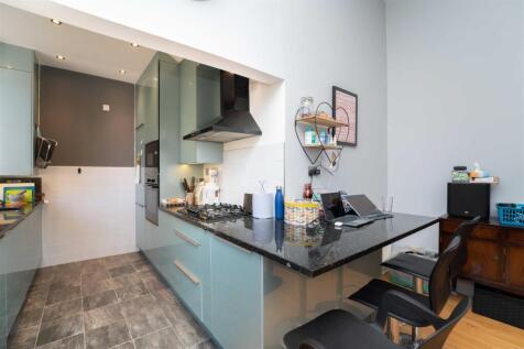 37 Osterley Kitchen 2.jpg
