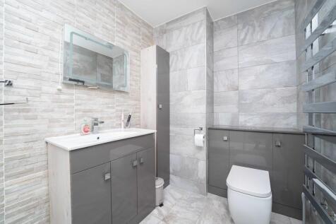 37 Osterley Bath.jpg