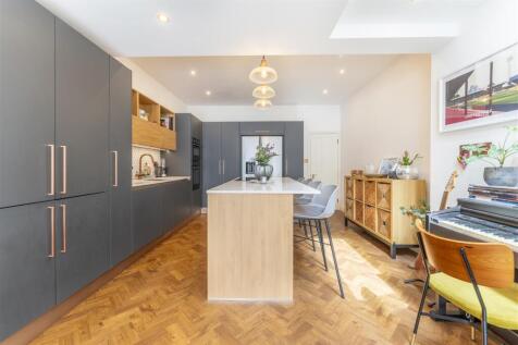 117 SGR Kitchen.jpg