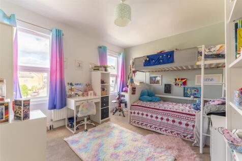 117 SGR Bed 2.jpg
