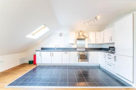 33 MHC Kitchen.jpg