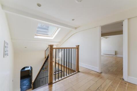 24 Osterley Landing.jpg