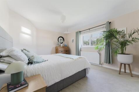 81a T C Bed 1.jpg