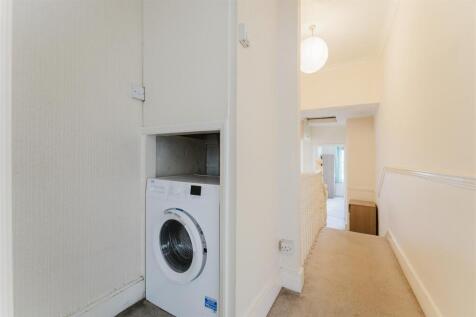 49 Seward Landing 2.jpg