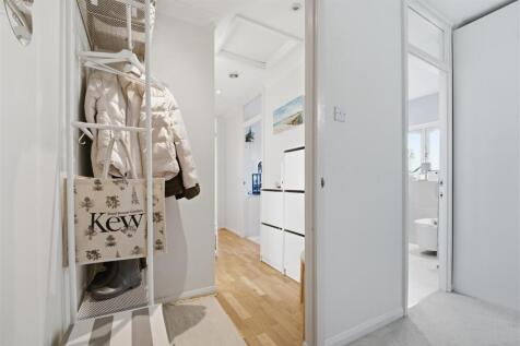 19 Kipling Hall 2.jpg