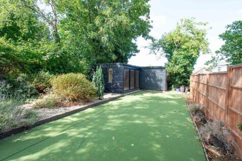 GARDEN CABIN