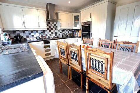 Fitted Kitchen/Diner