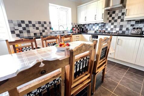 Fitted Kitchen/Diner