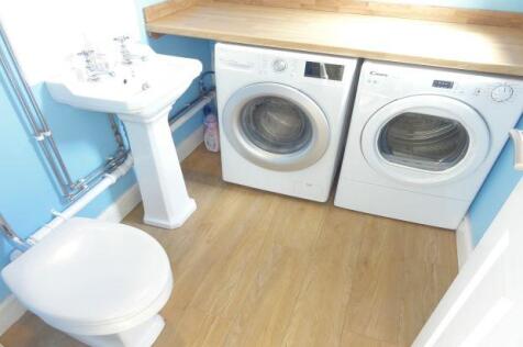 Cloakroom/Utility