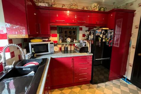 Fitted Kitchen