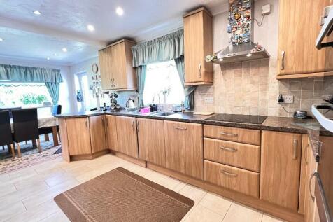 Fitted Kitchen/Diner