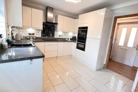 Fitted Kitchen