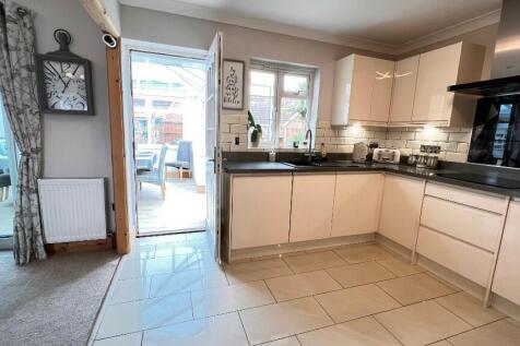 Fitted Kitchen