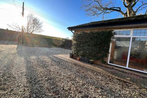 Front Garden/Parking