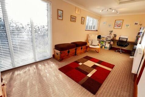 Bedroom/Playroom