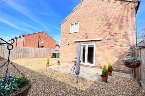 Side/Rear Garden